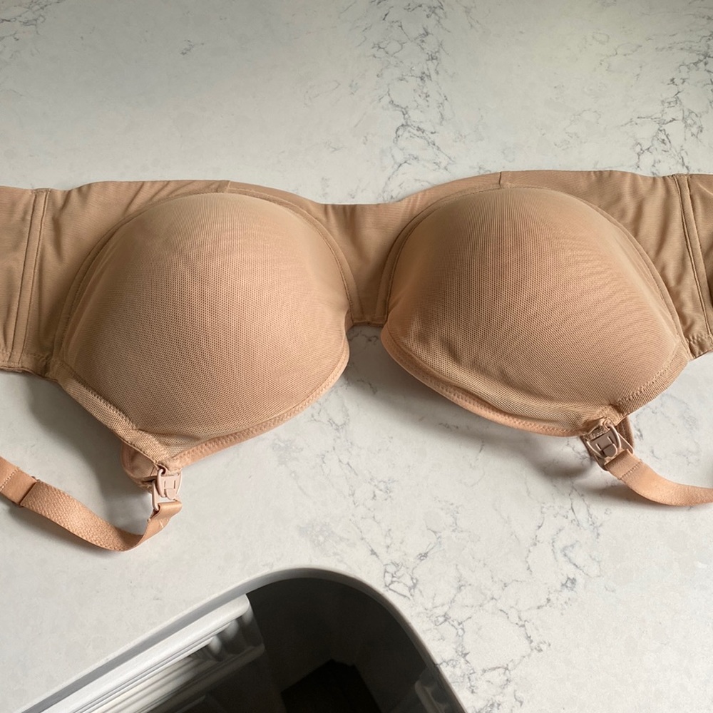 NWOT Le Mystere 36 F Nursing Bra